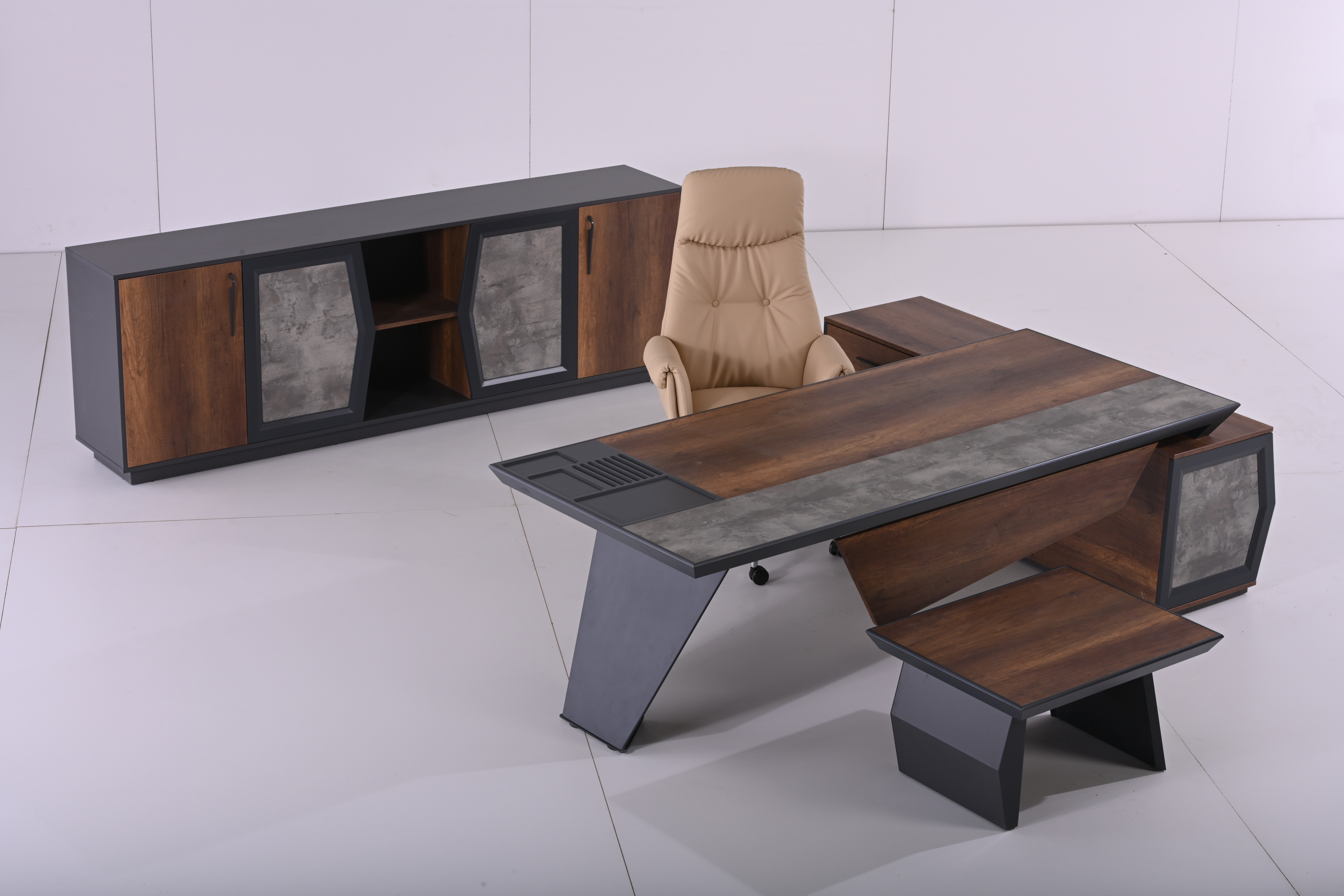 Estillo Desk Set Premier Range
