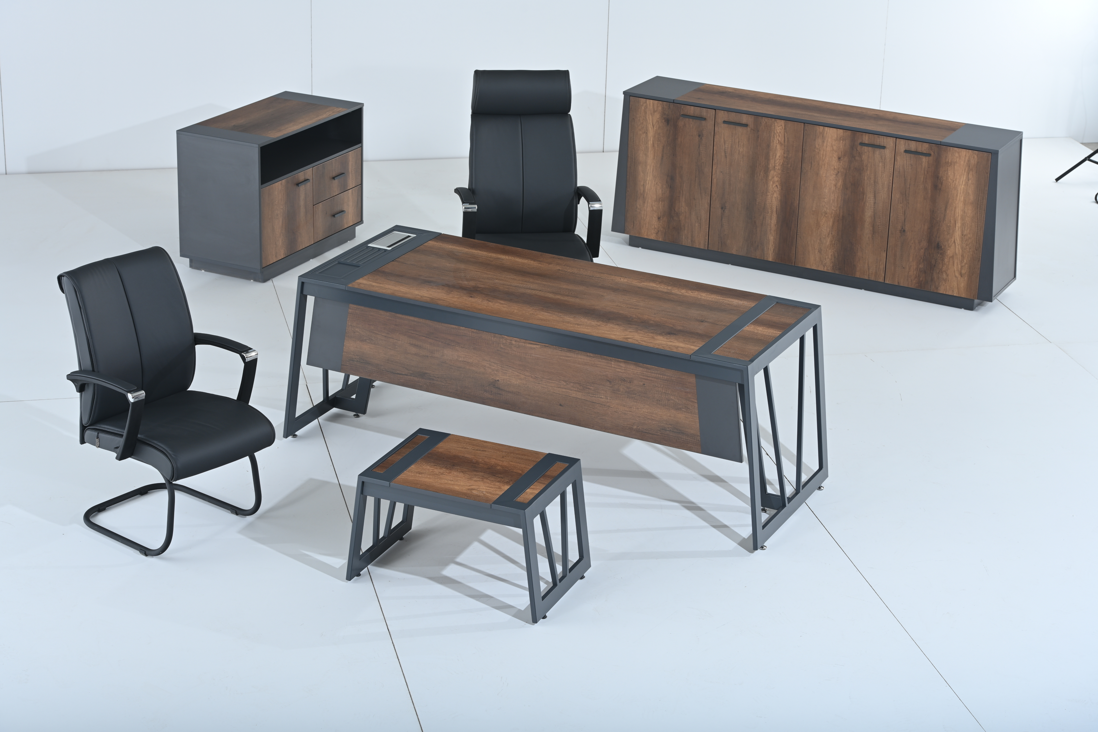 Lavin Desk Set Premier Range